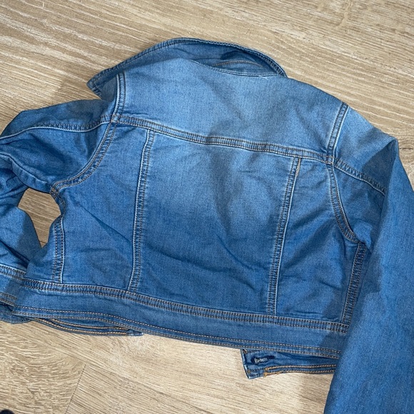 Jean jacket - Picture 4 of 4